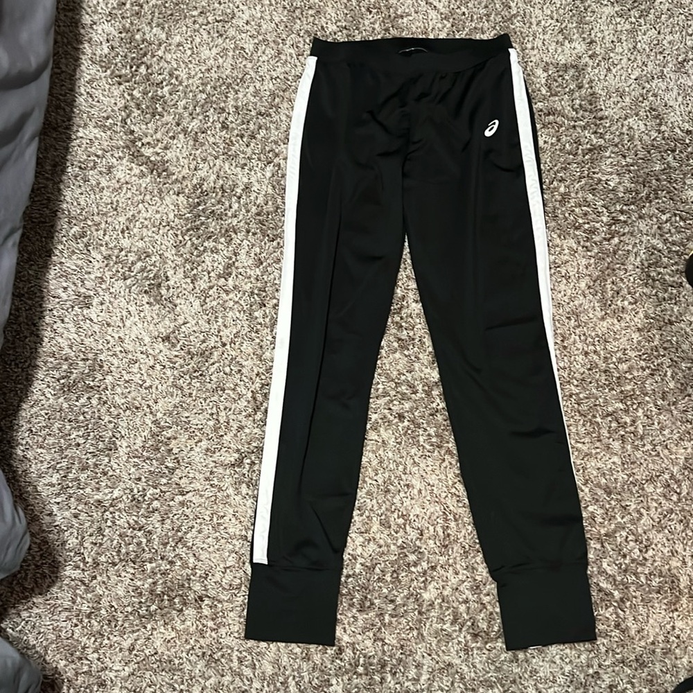 acics, black, joggers w buttons at feet